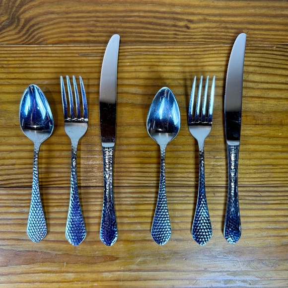 Bon Chef Hammered Stainless Flatware Set | 6-Piece | 18/10 Modern Silverware - Picture 2 of 11
